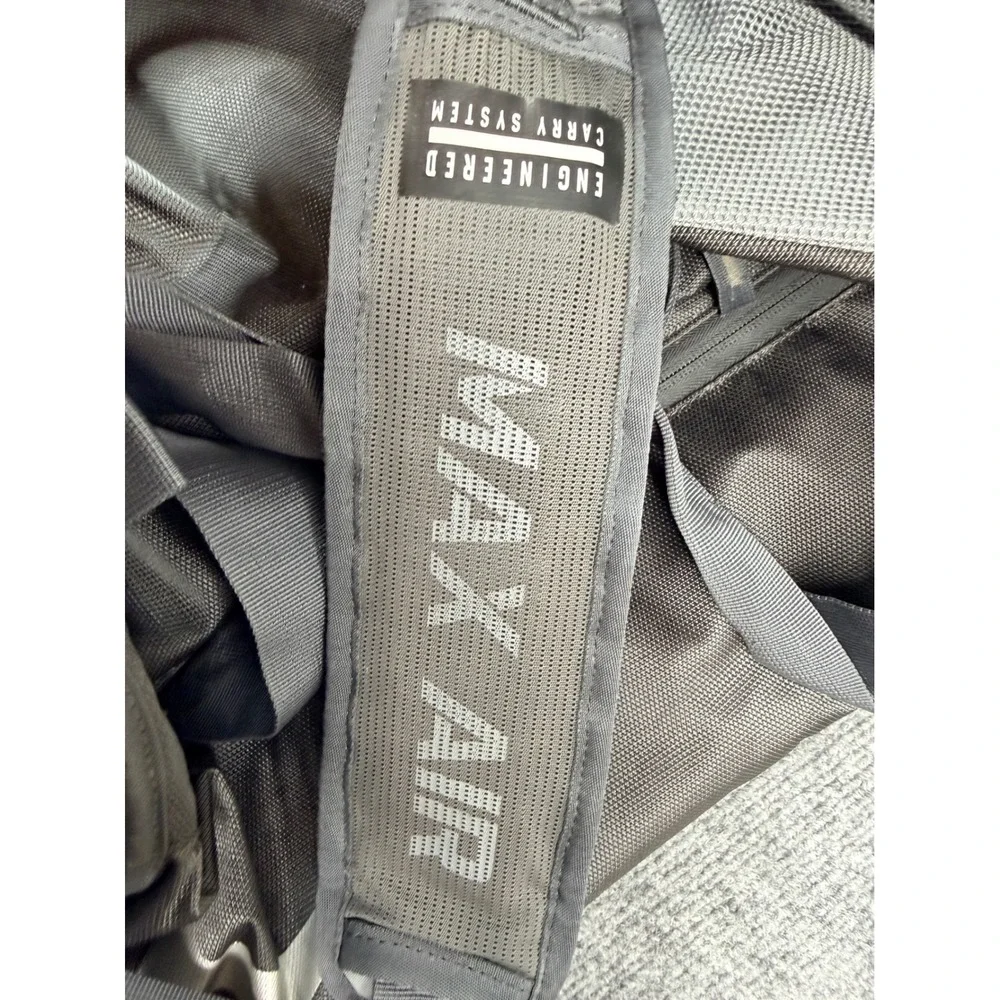 Nike Max Air Duffle Bag Black Grey Vintage Y2K Gym Travel School Sport Bag Large